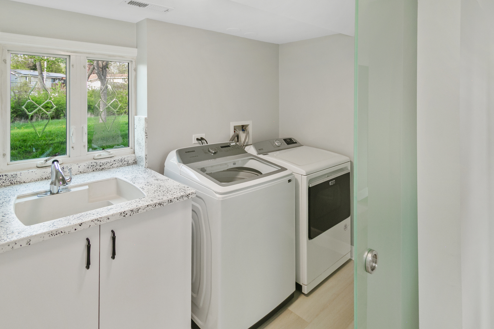 2824 Jonquil Lane, Woodridge, IL 60517