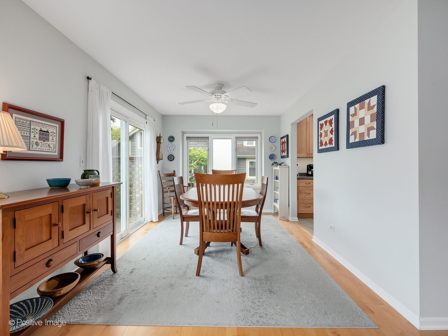 517 Renn Court, Wheaton, IL 60187