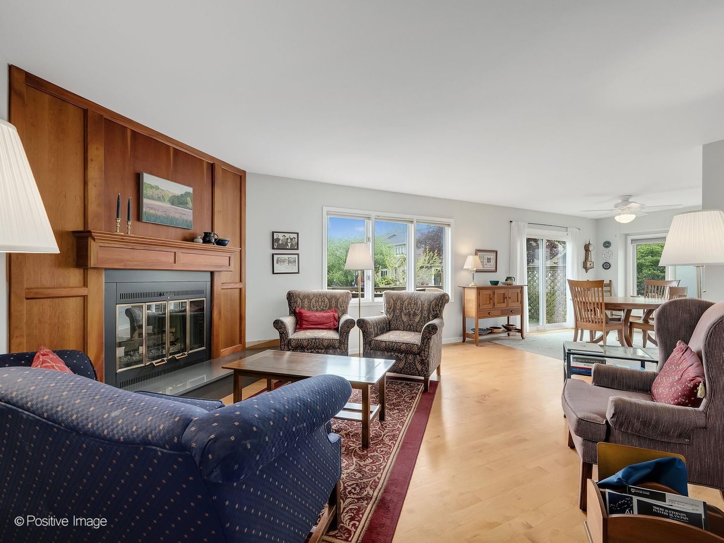 517 Renn Court, Wheaton, IL 60187