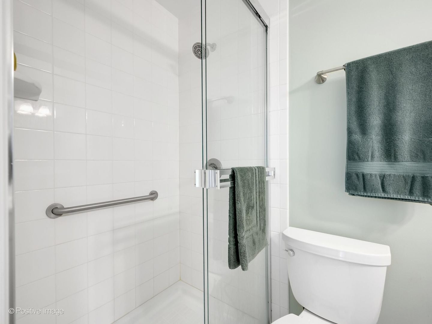 517 Renn Court, Wheaton, IL 60187