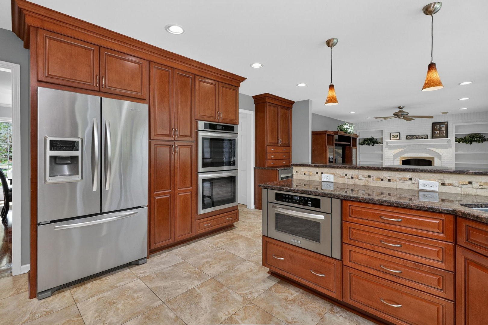 1212 Richfield Court, Woodridge, IL 60517