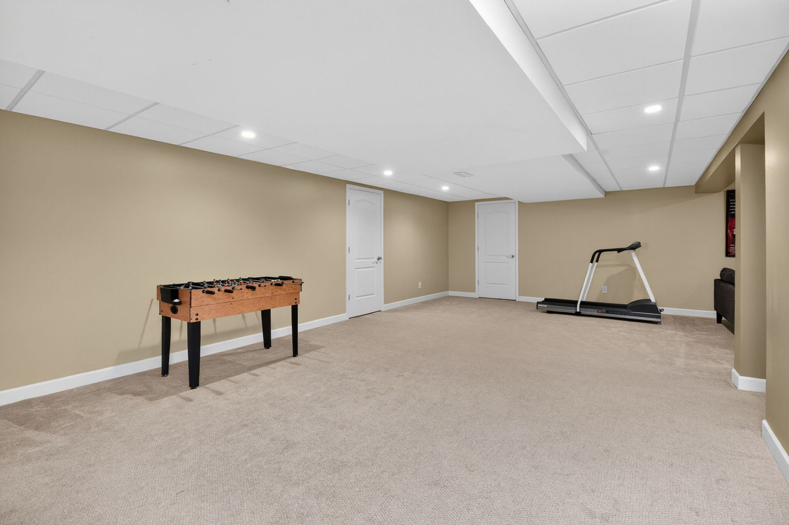 1212 Richfield Court, Woodridge, IL 60517