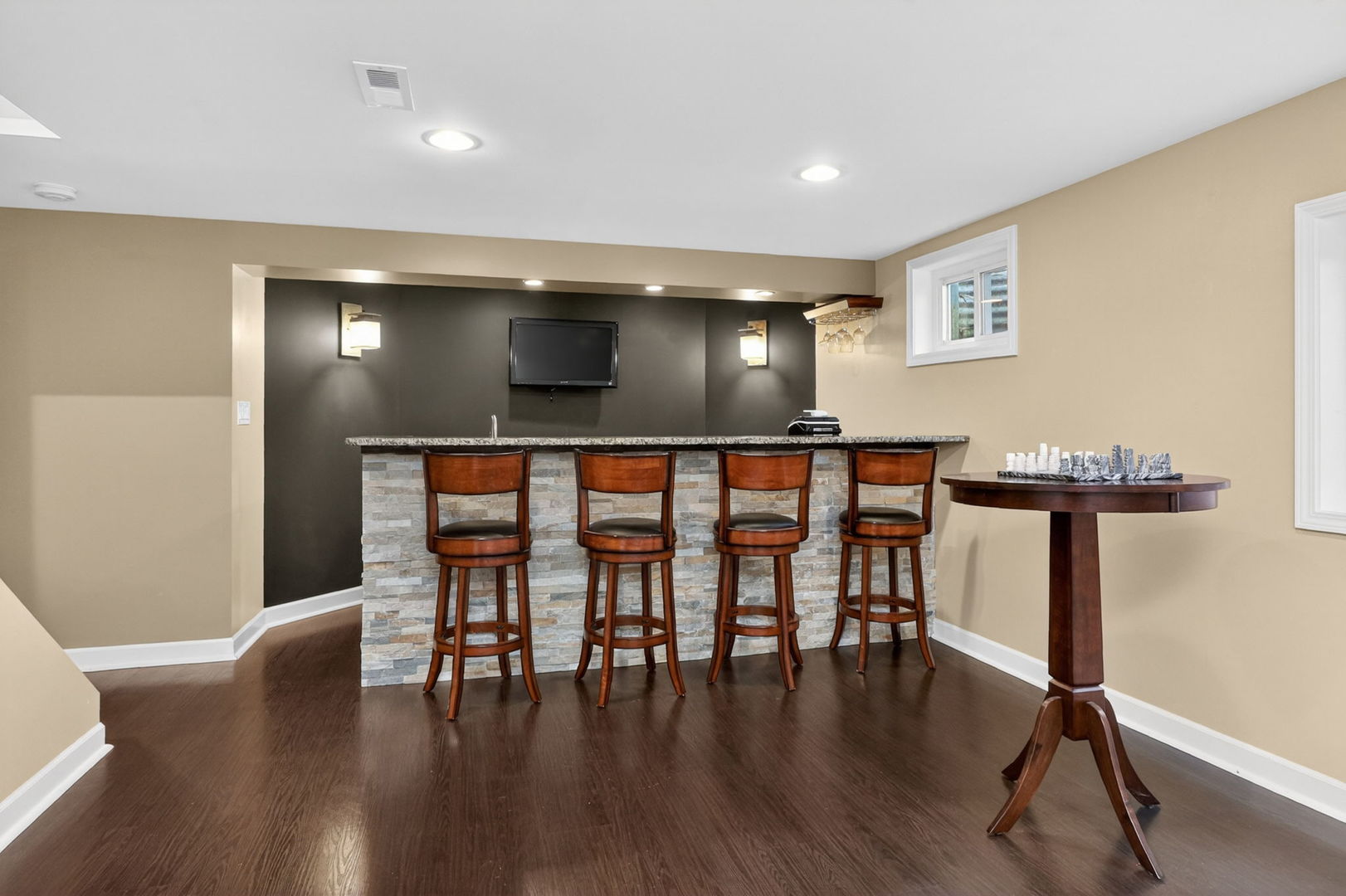 1212 Richfield Court, Woodridge, IL 60517