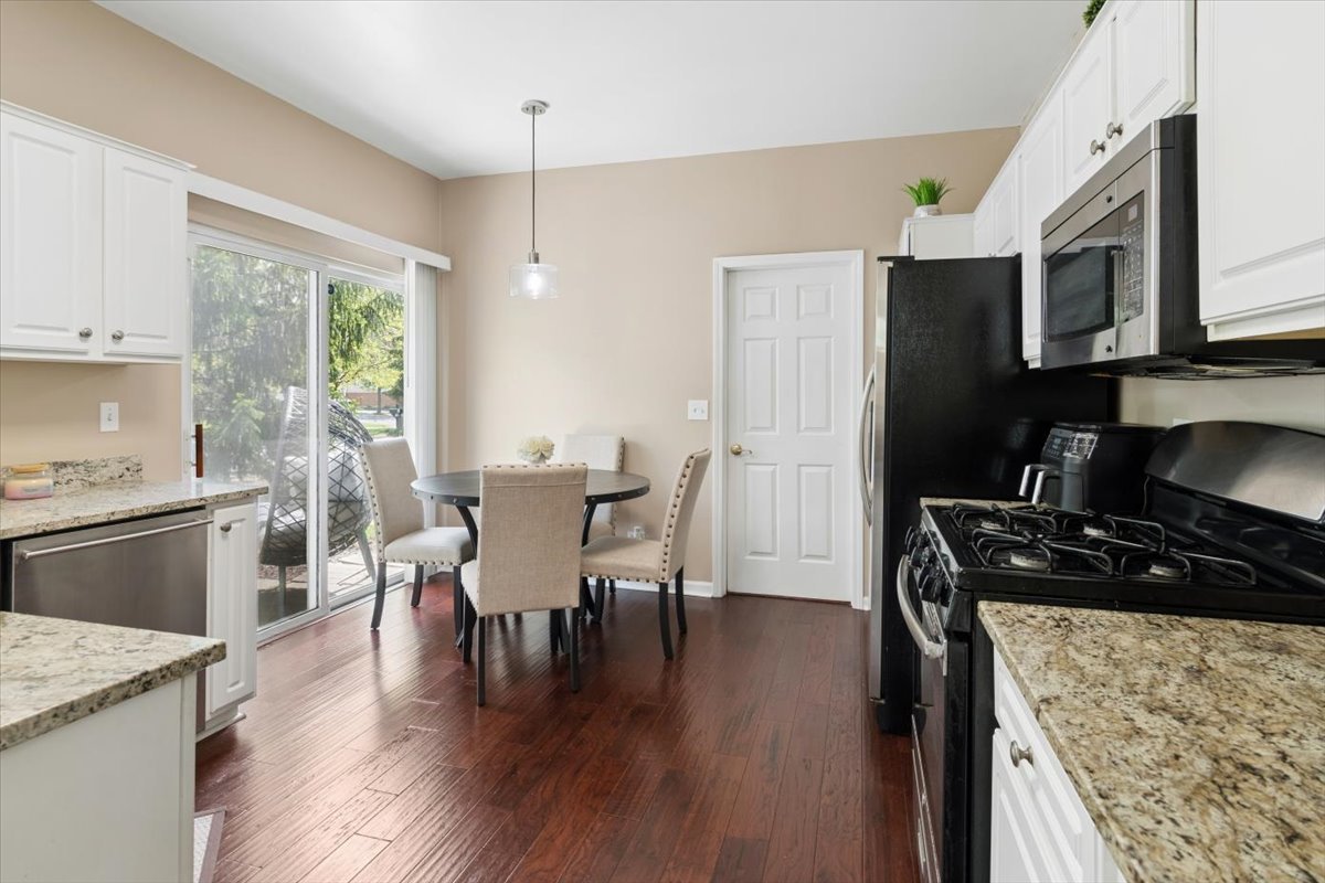 1705 Pontarelli Court, Aurora, IL 60504