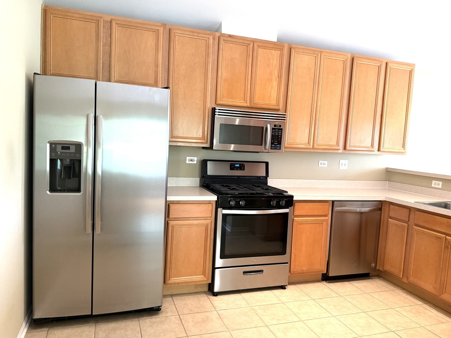 2419 Oakfield Court #2419, Aurora, IL 60503