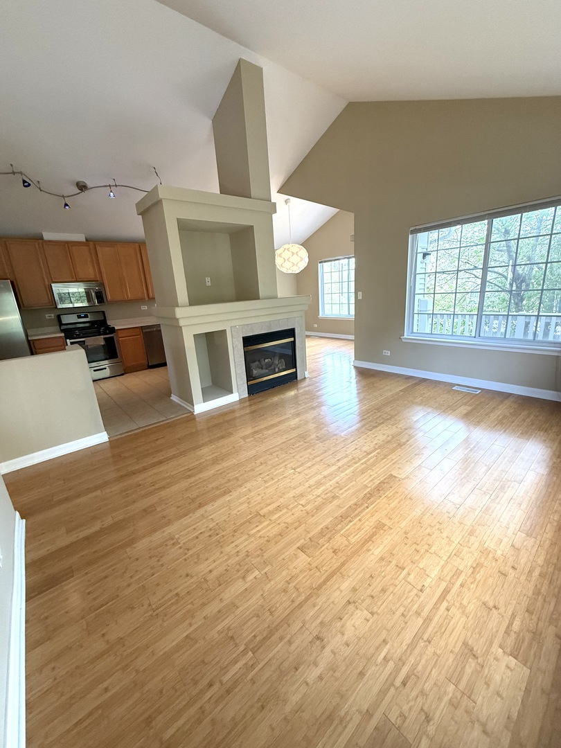 2419 Oakfield Court #2419, Aurora, IL 60503