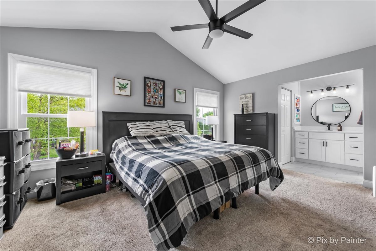 113 N Bristol Drive, Bloomingdale, IL 60108