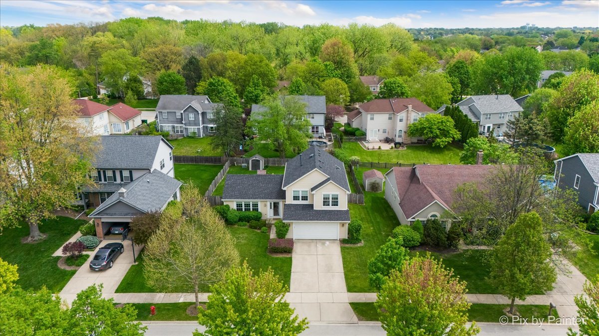 113 N Bristol Drive, Bloomingdale, IL 60108