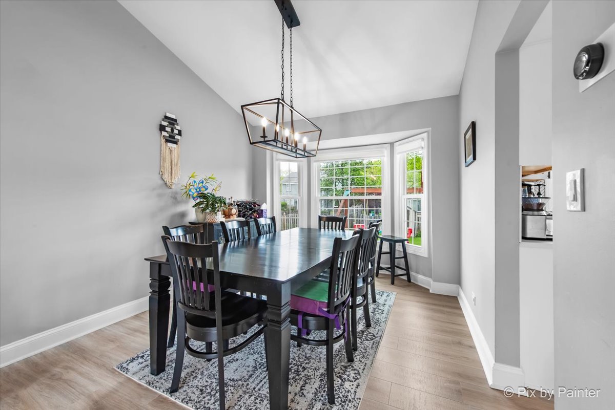 113 N Bristol Drive, Bloomingdale, IL 60108