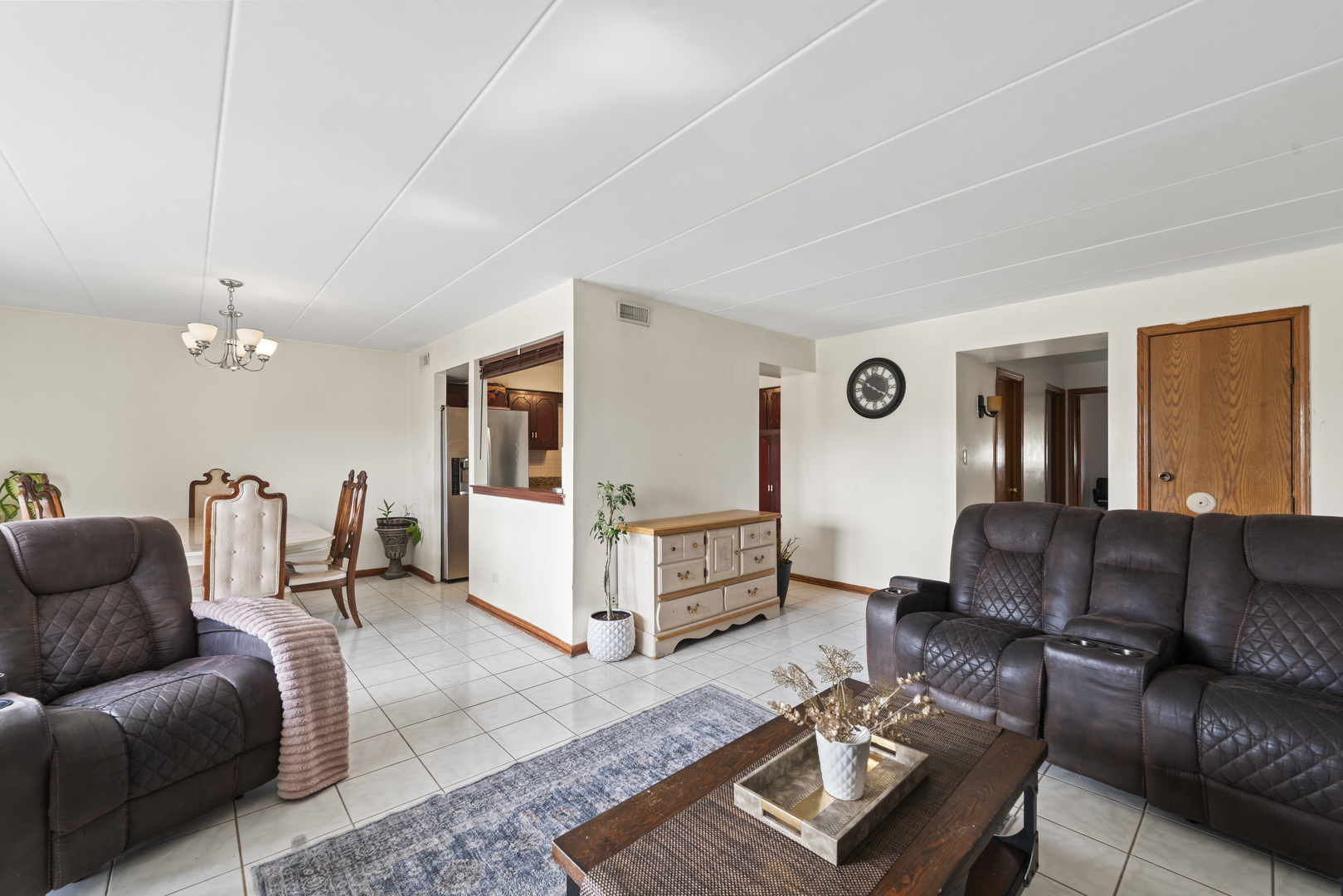 10538 Central Avenue #2S, Chicago Ridge, IL 60415