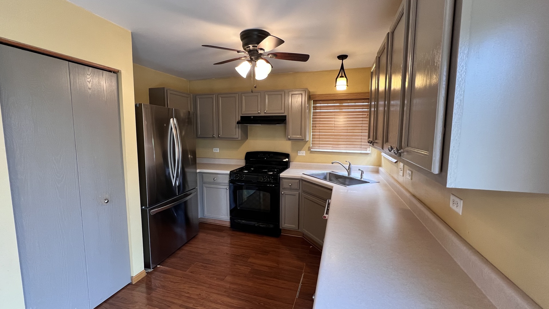 1608 HAWTHORNE RIDGE Drive, Plainfield, IL 60586