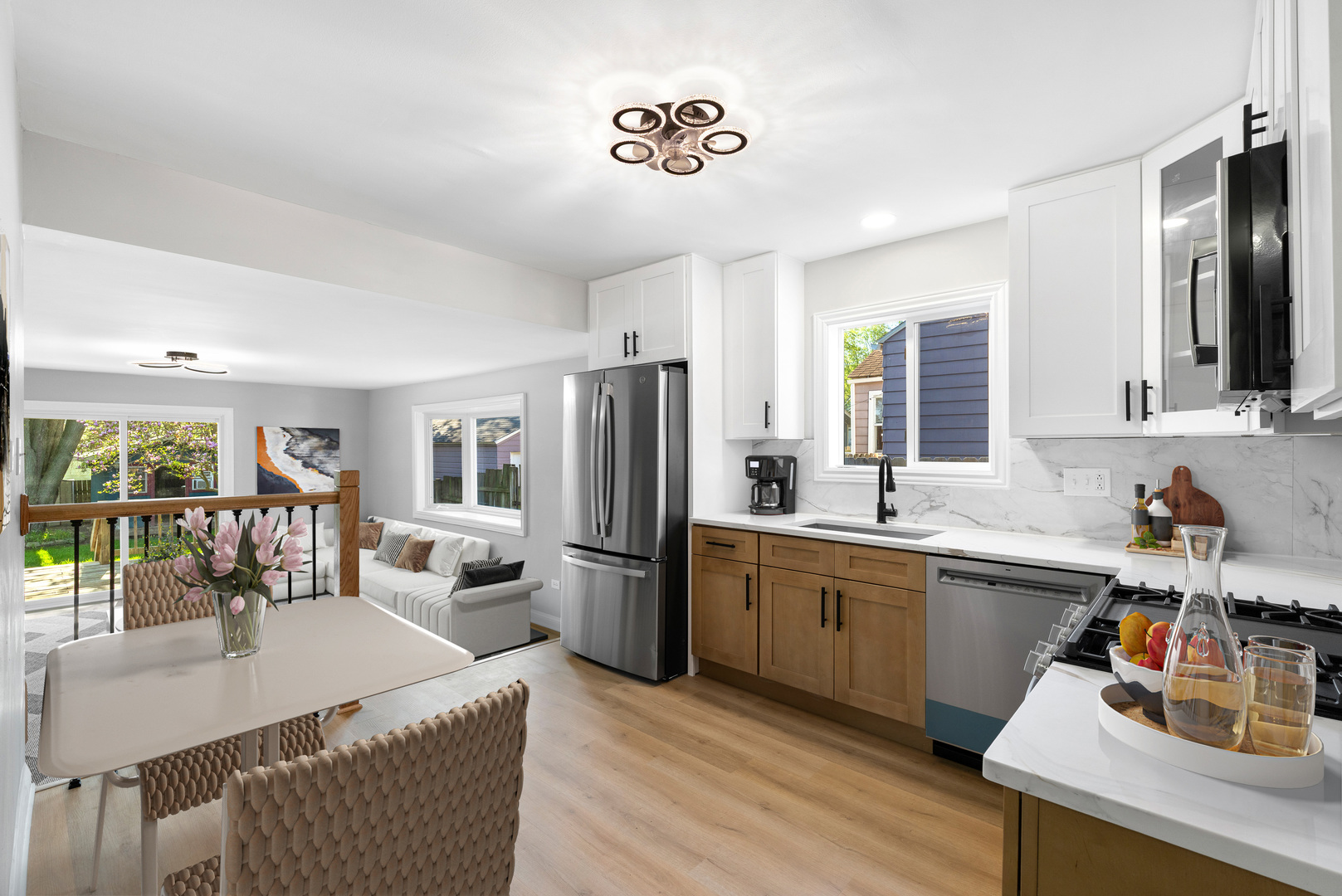 22 N 12th Street, St. Charles, IL 60174