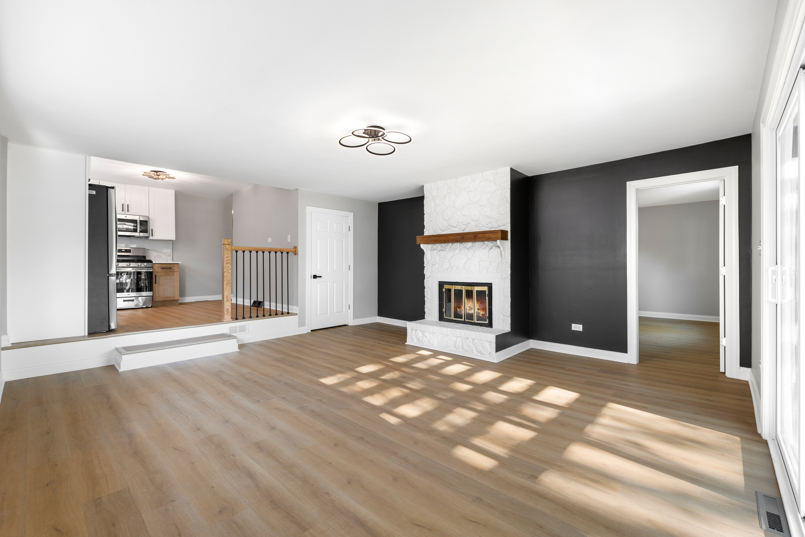 22 N 12th Street, St. Charles, IL 60174