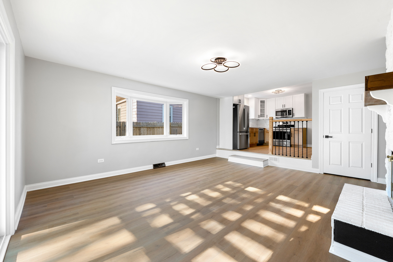 22 N 12th Street, St. Charles, IL 60174