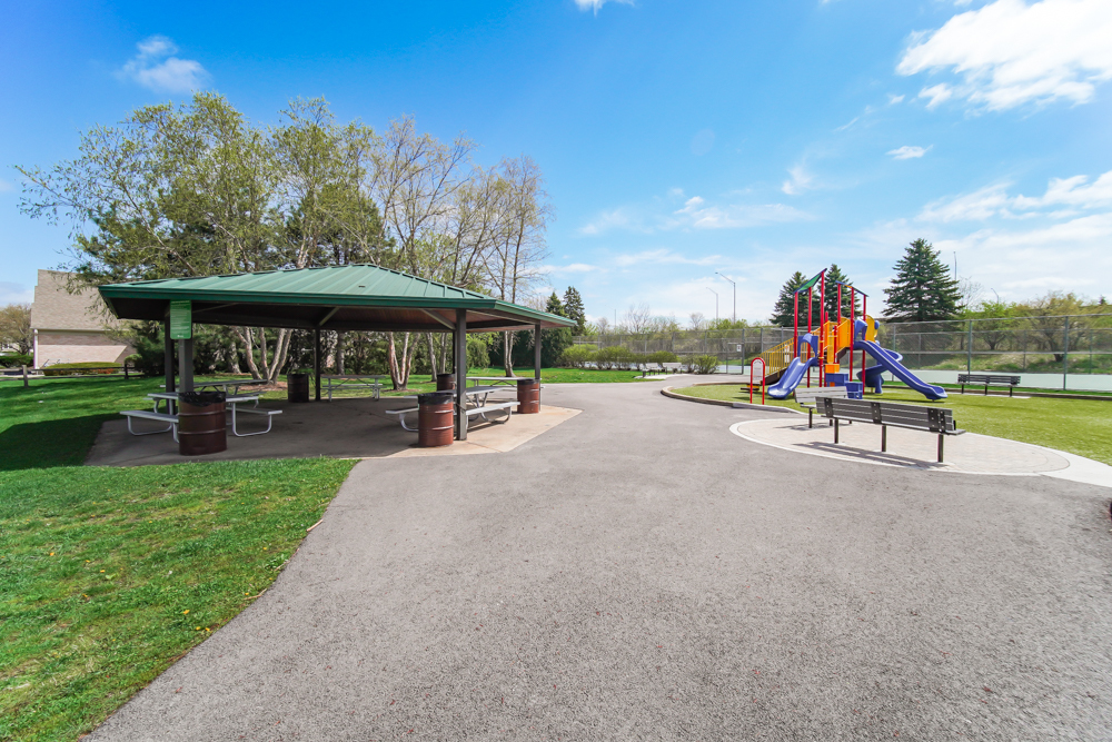 1650 Grove Avenue #A, Schaumburg, IL 60193