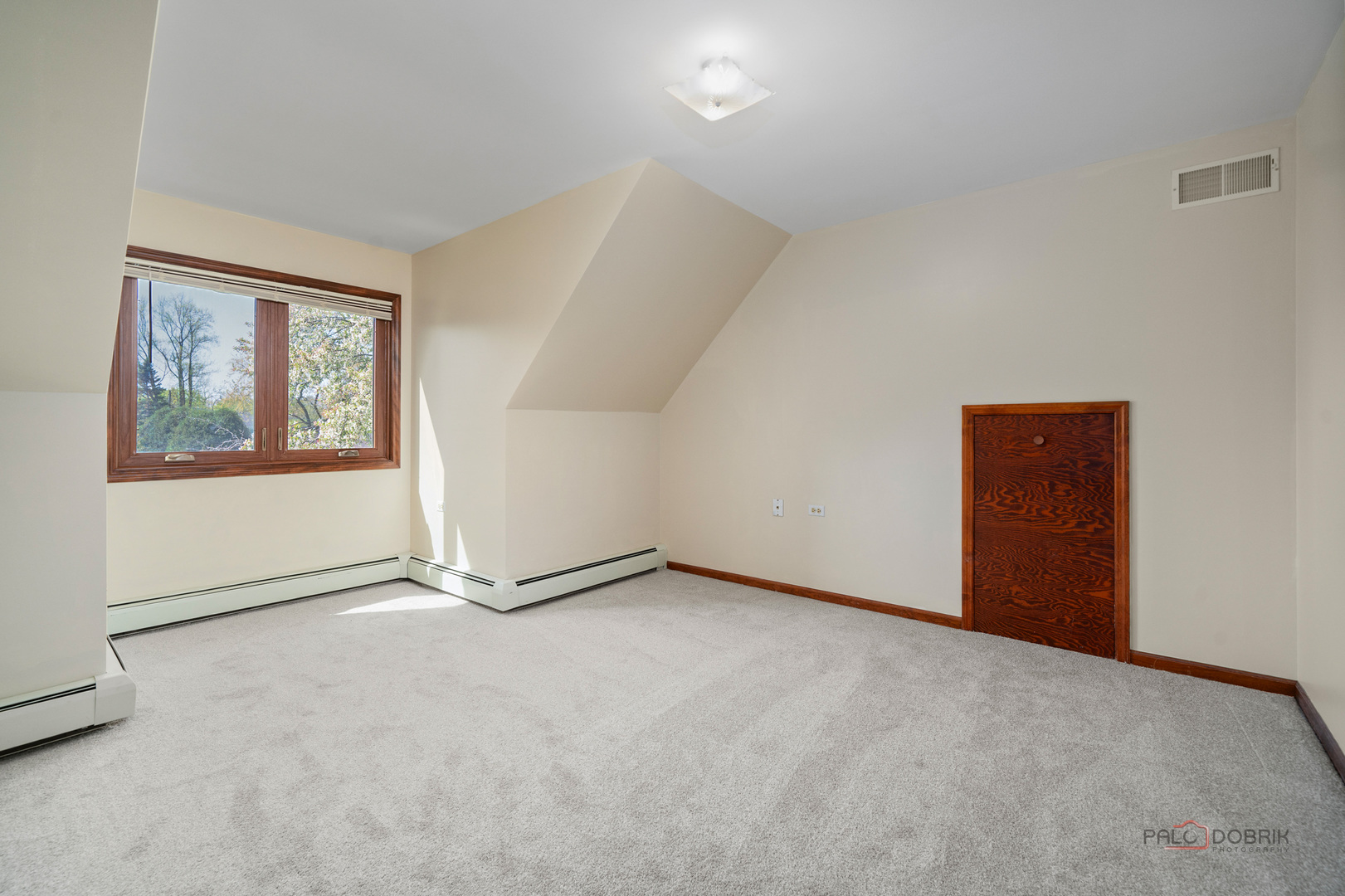 Lake Bluff, IL 60044