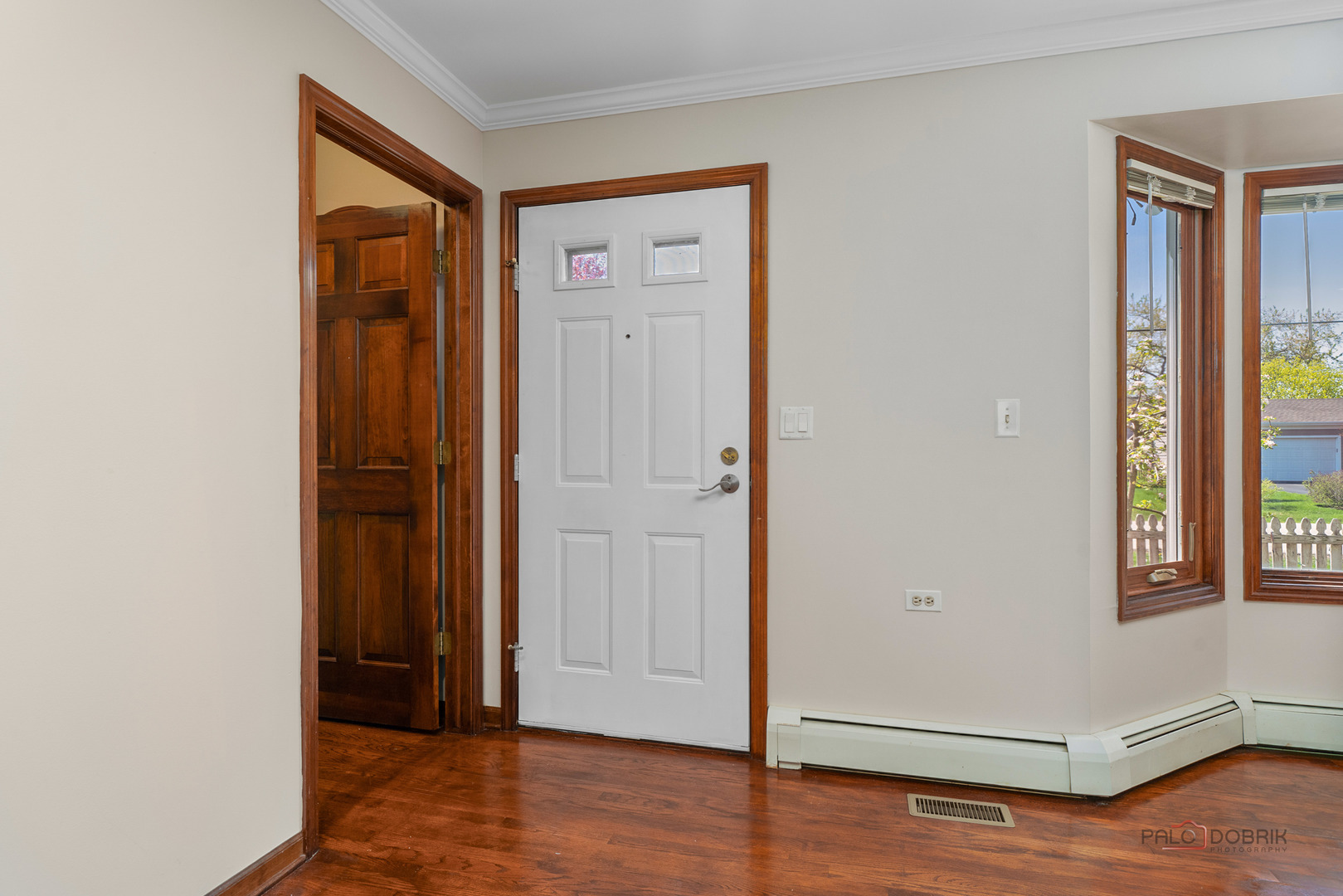 Lake Bluff, IL 60044