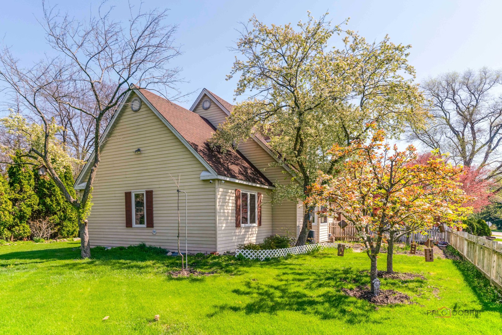 Lake Bluff, IL 60044