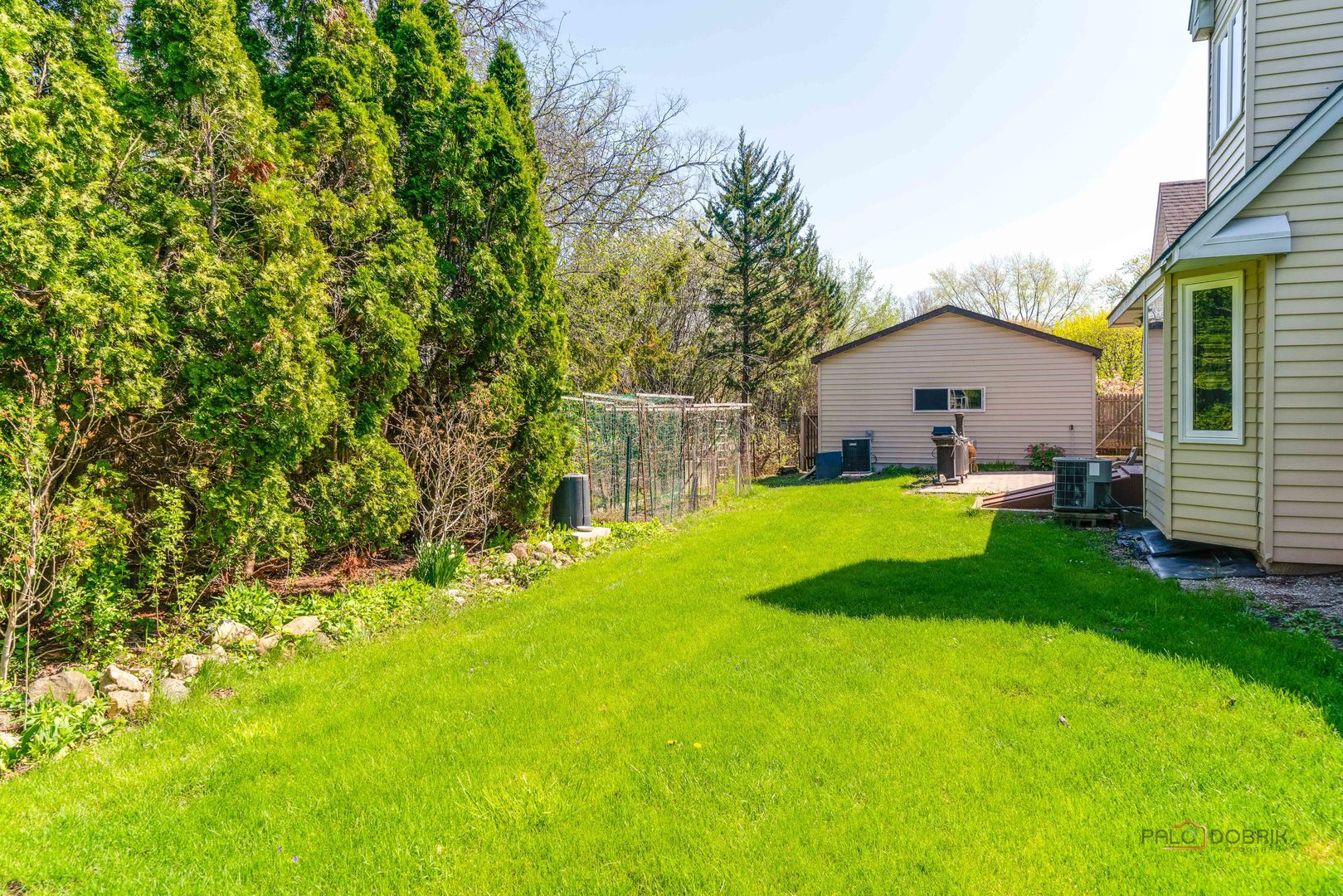 Lake Bluff, IL 60044