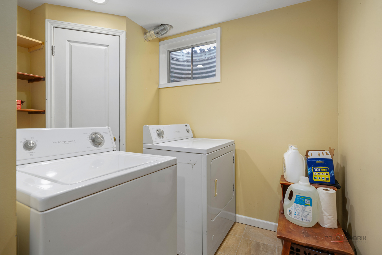 Lake Bluff, IL 60044