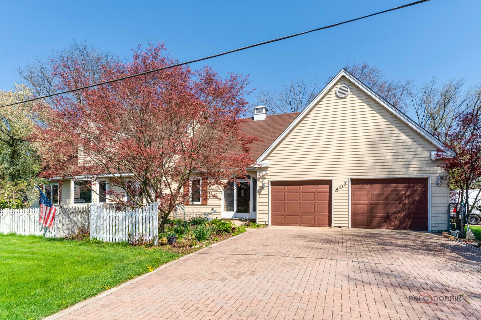 Lake Bluff, IL 60044