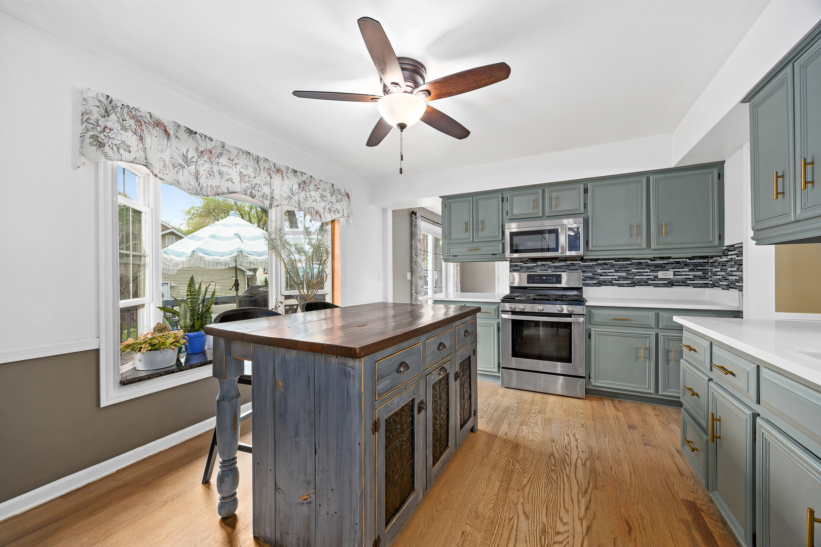 2154 Pepper Valley Drive, Geneva, IL 60134