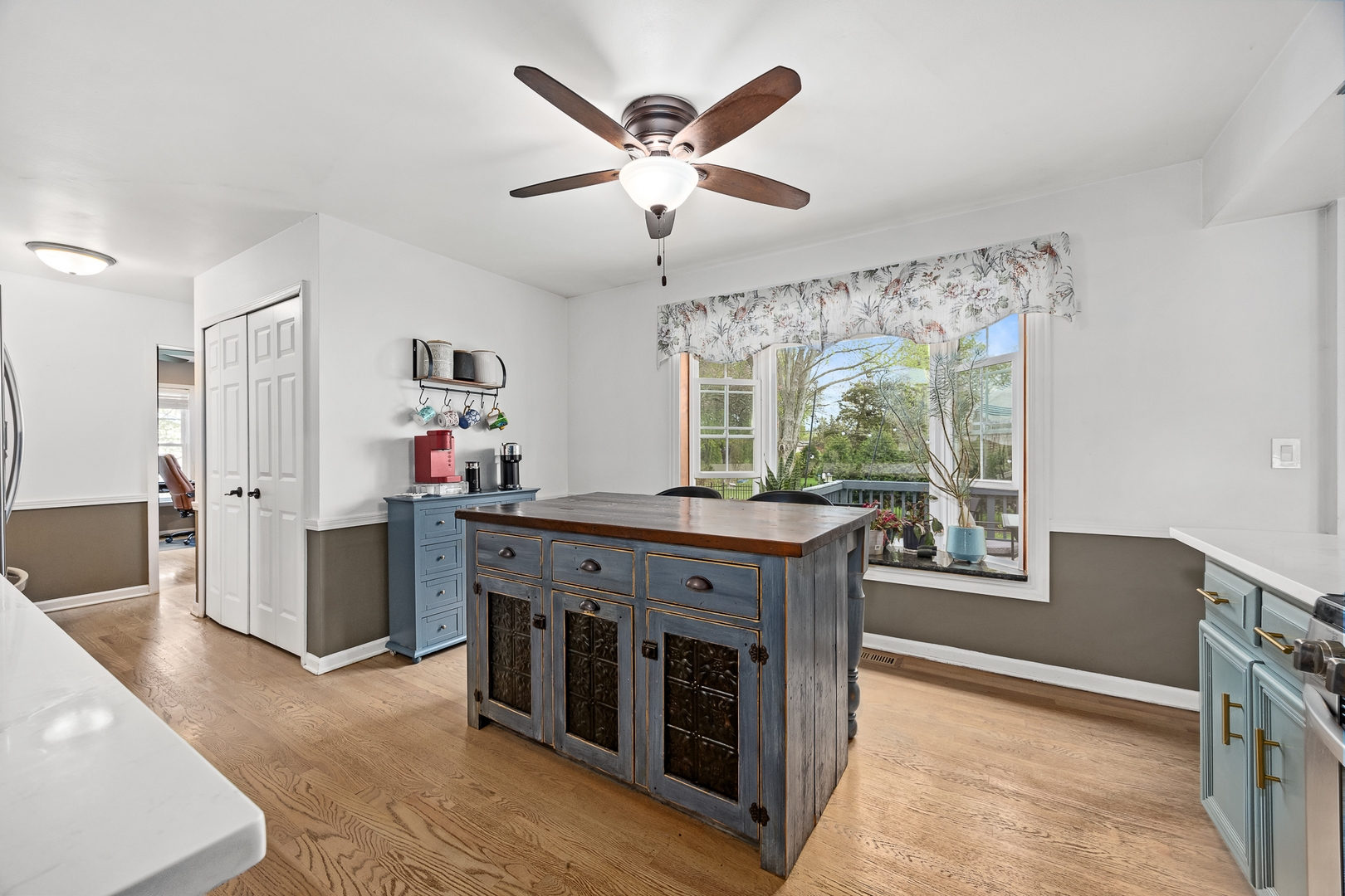 2154 Pepper Valley Drive, Geneva, IL 60134