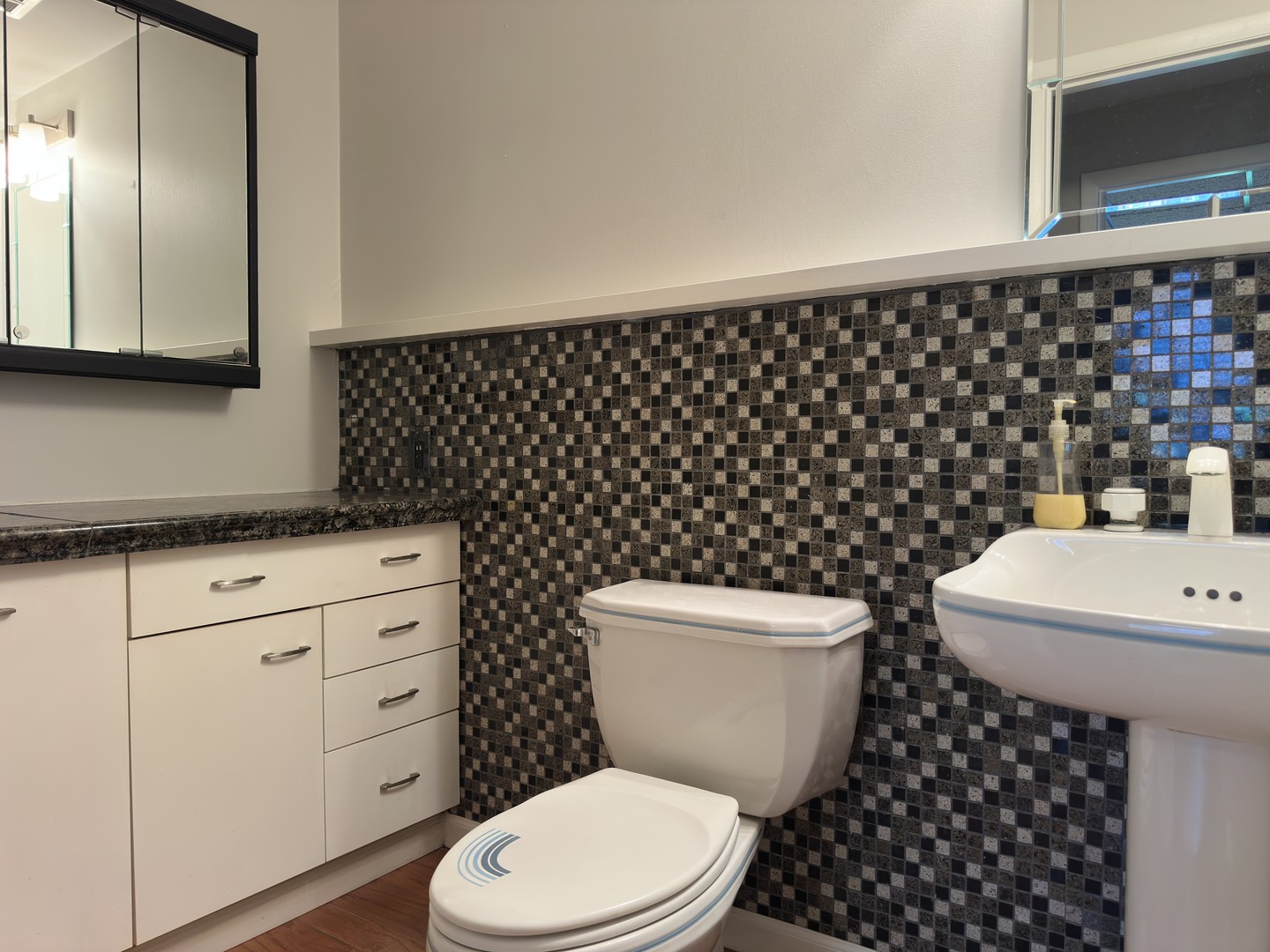 1920 E Peachtree Lane, Arlington Heights, IL 60004