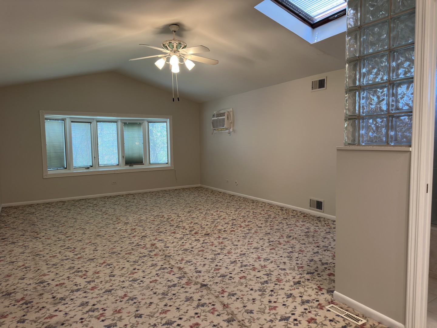 1920 E Peachtree Lane, Arlington Heights, IL 60004