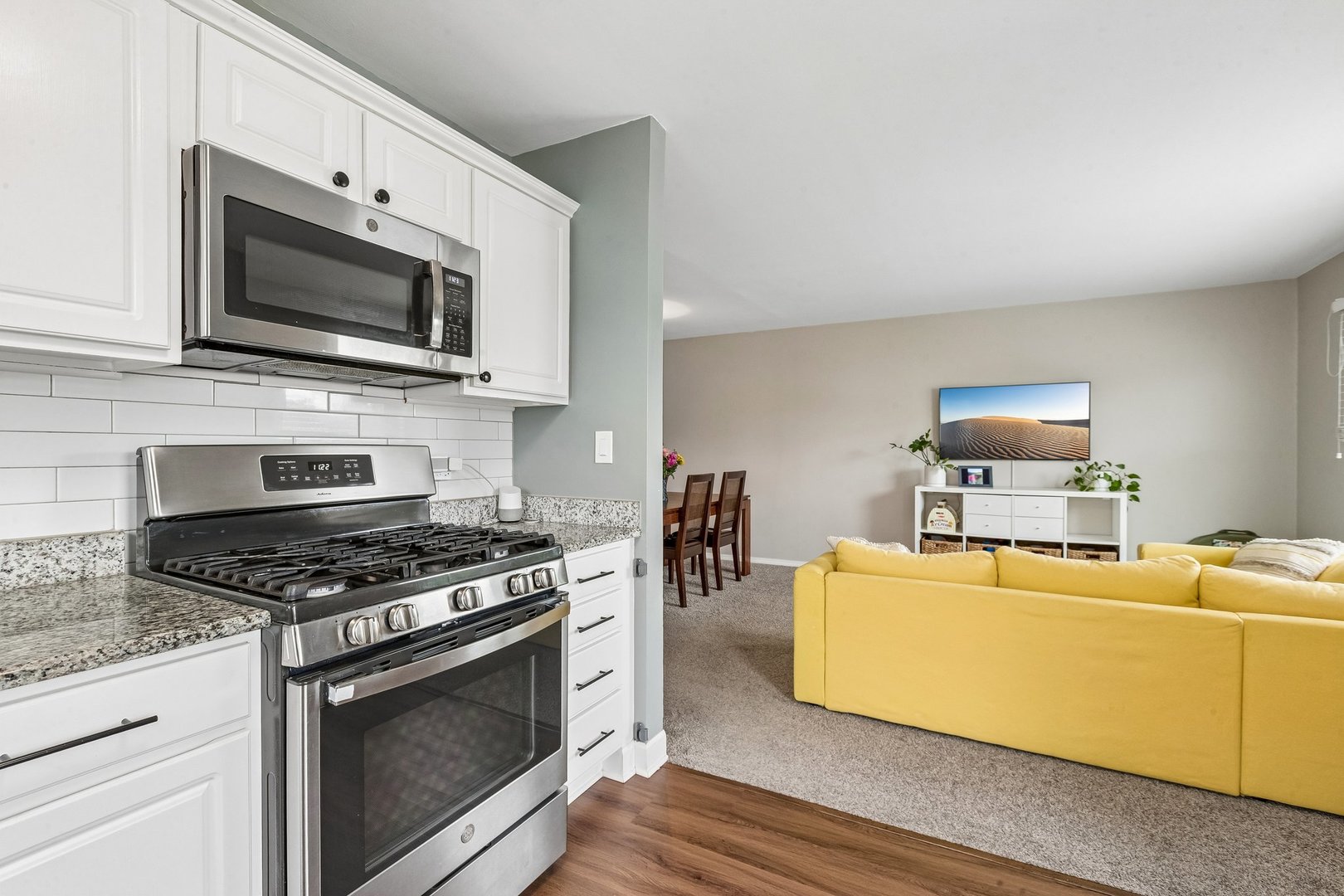 370 Kirkwood Circle, Bolingbrook, IL 60440