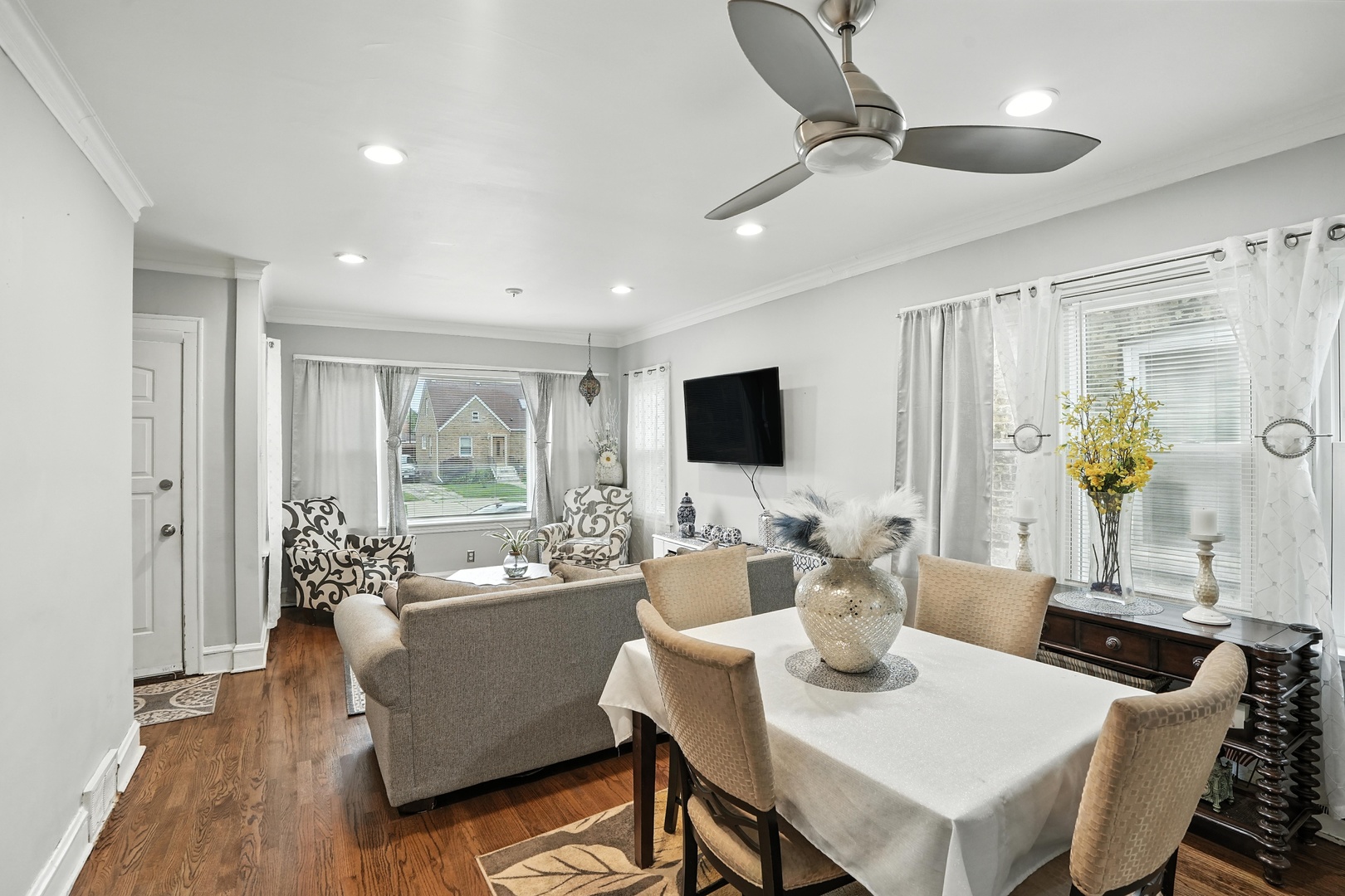 4224 N Oriole Avenue, Norridge, IL 60706