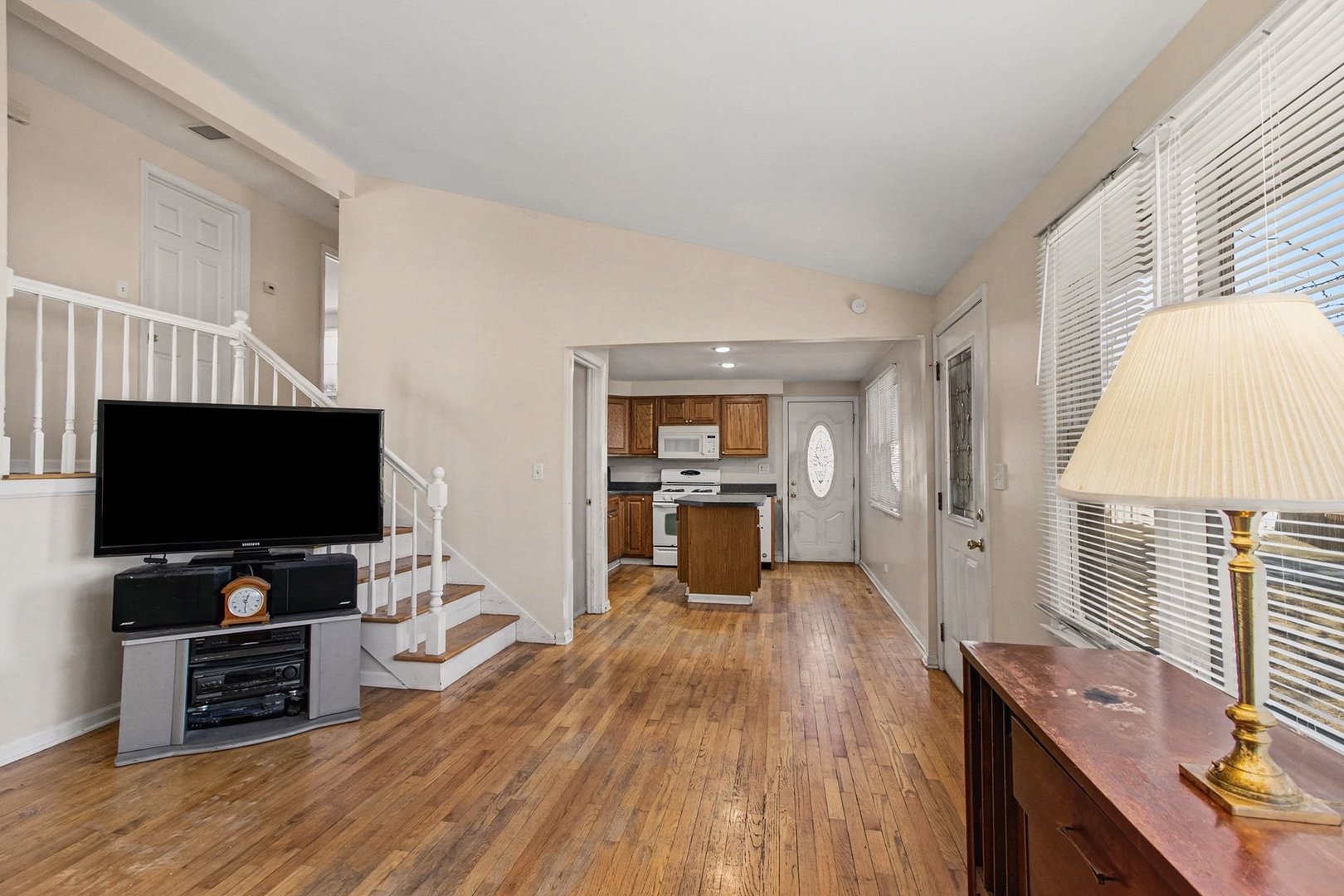 Round Lake Beach, IL 60073