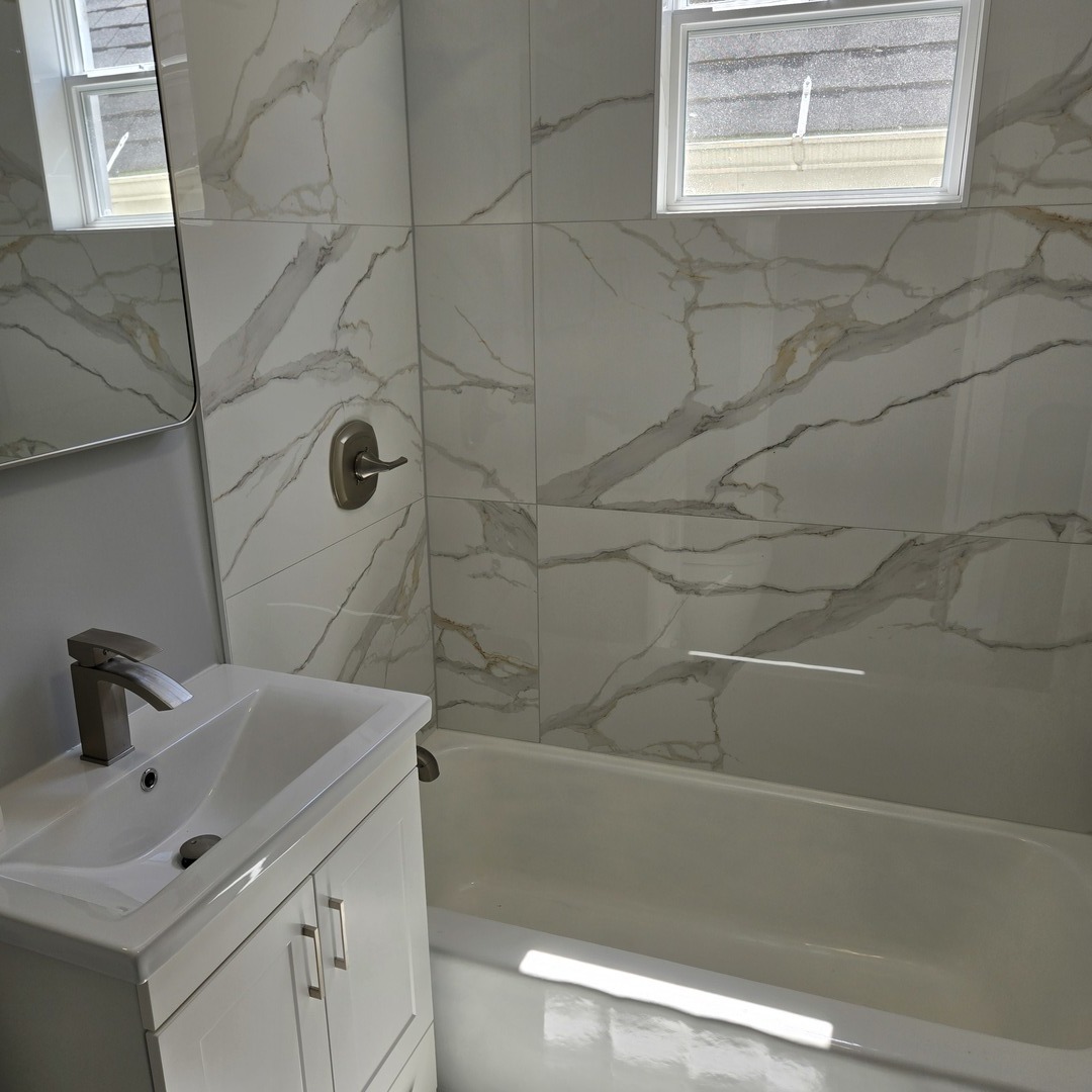 4137 N Bernard Street #2, Chicago, IL 60618