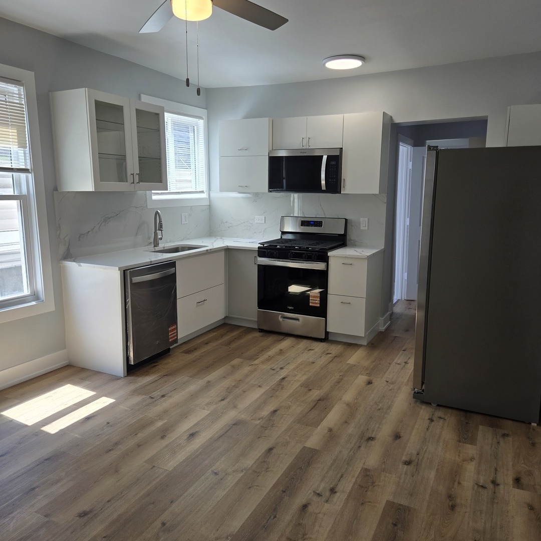 4137 N Bernard Street #2, Chicago, IL 60618