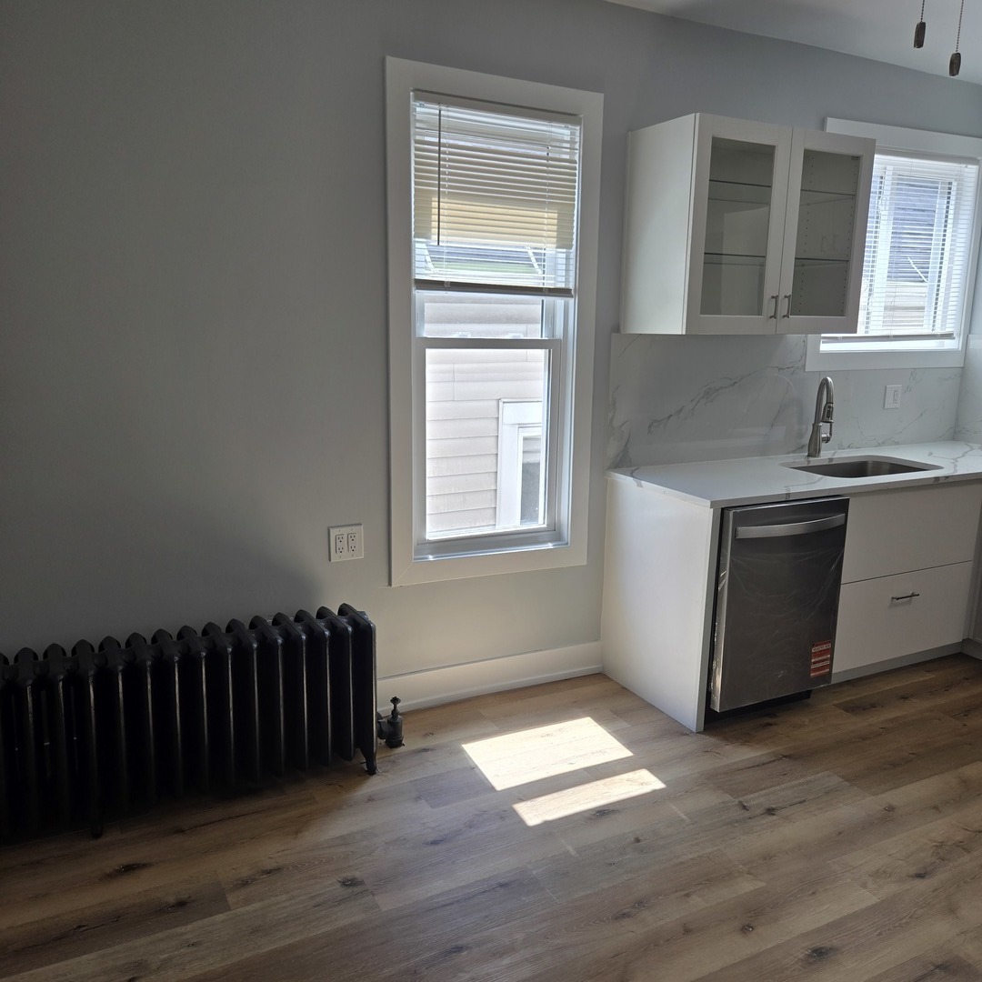 4137 N Bernard Street #2, Chicago, IL 60618