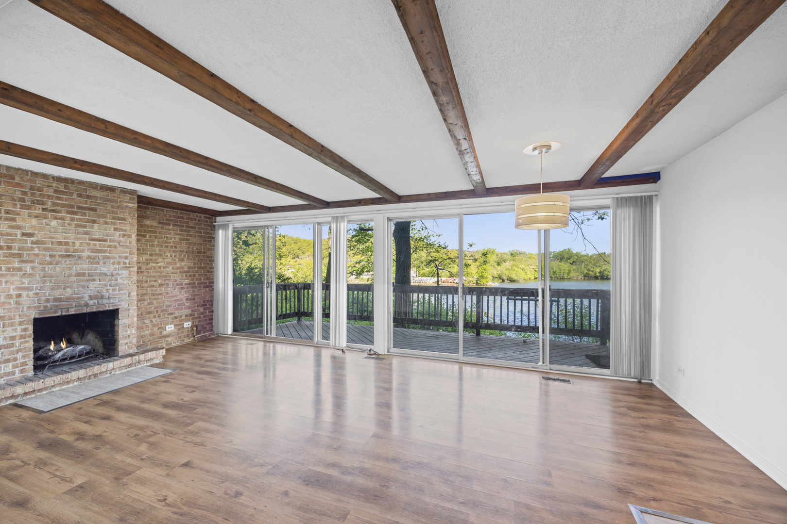 5544 E Lake Drive #A, Lisle, IL 60532
