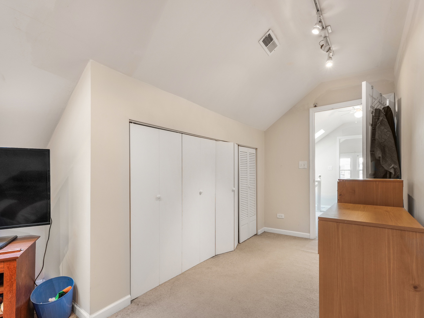 3013 N Major Avenue, Chicago, IL 60634