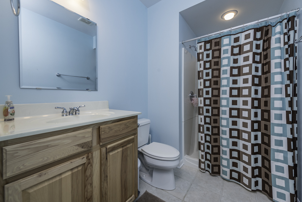 32958 N Stone Manor Drive, Grayslake, IL 60030