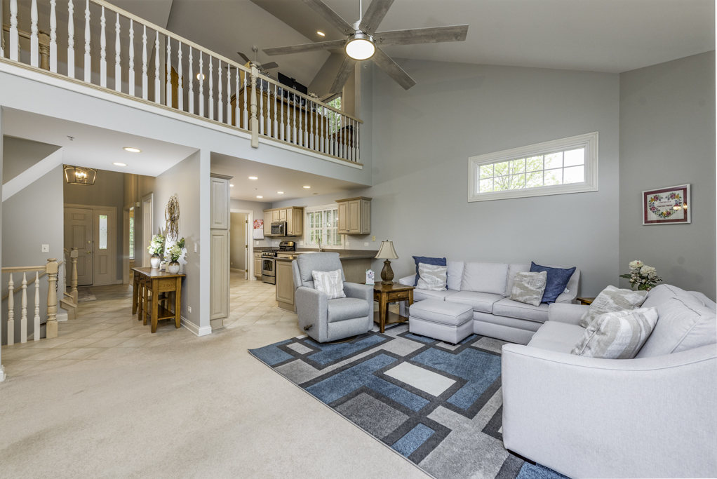 32958 N Stone Manor Drive, Grayslake, IL 60030