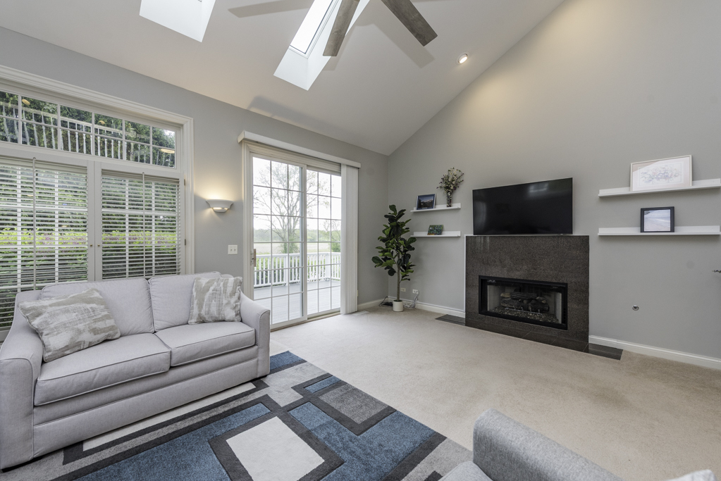32958 N Stone Manor Drive, Grayslake, IL 60030