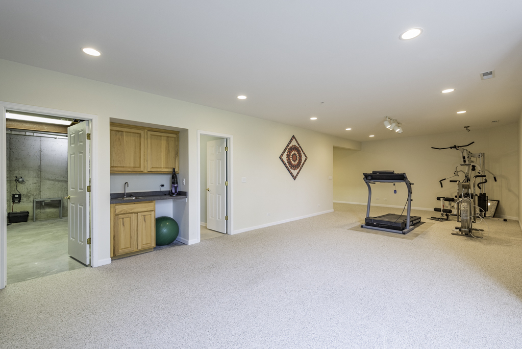 32958 N Stone Manor Drive, Grayslake, IL 60030