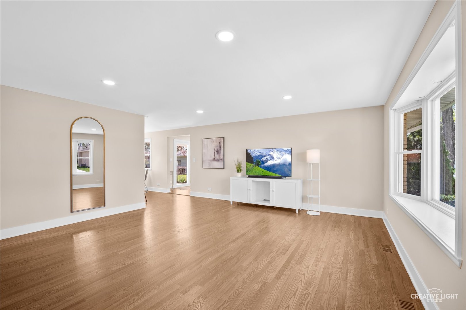 Schaumburg, IL 60193