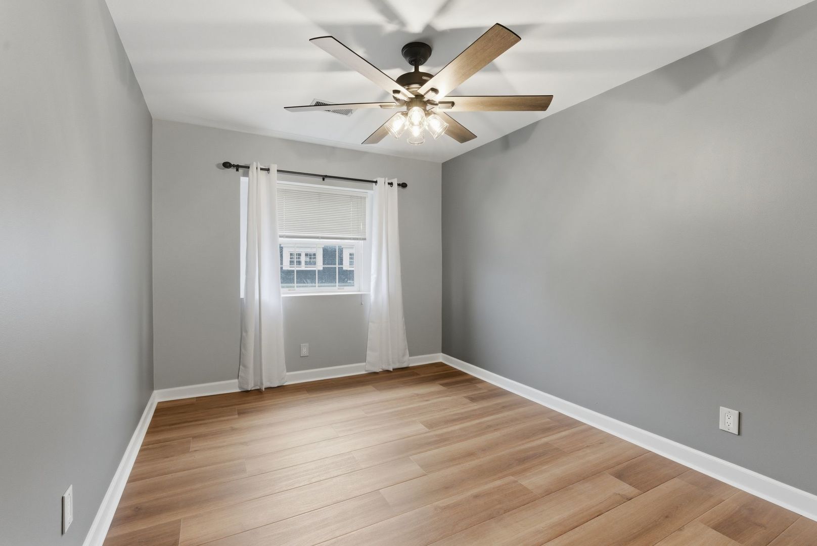 1115 Royal St George Drive #201, Naperville, IL 60563