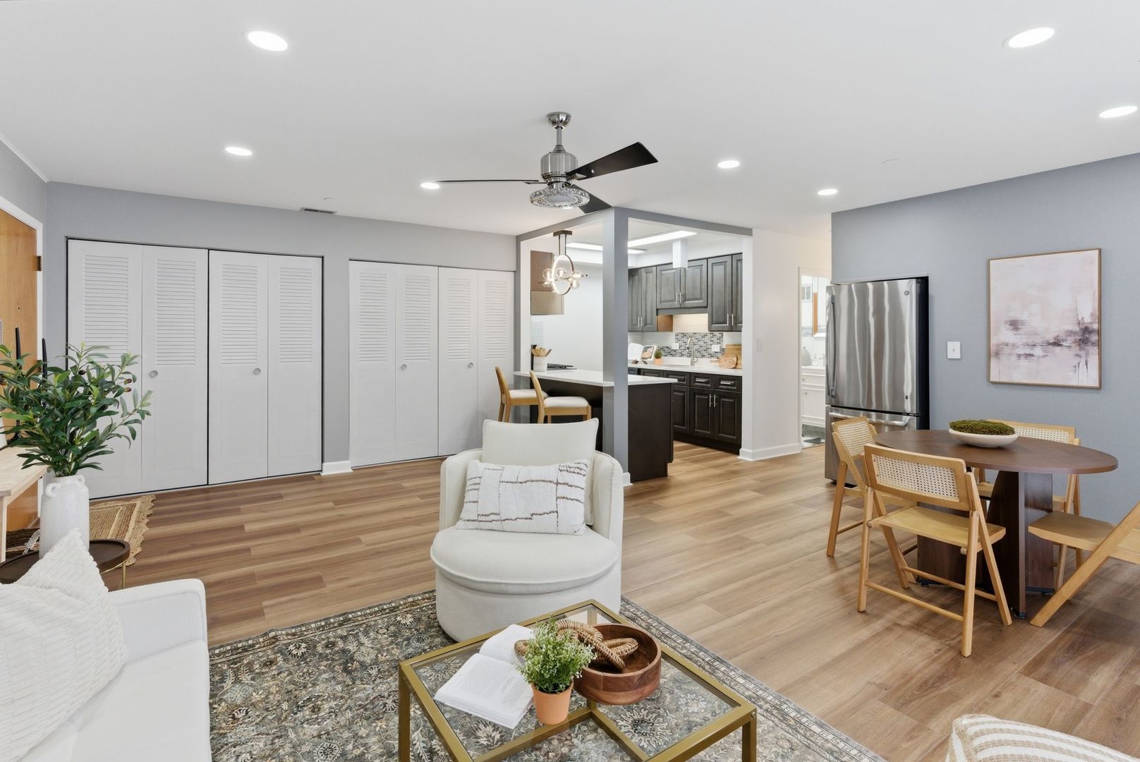 1115 Royal St George Drive #201, Naperville, IL 60563