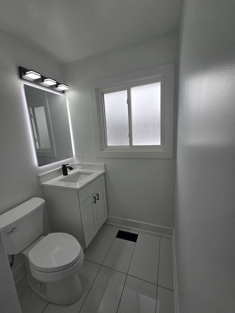 Hoffman Estates, IL 60169