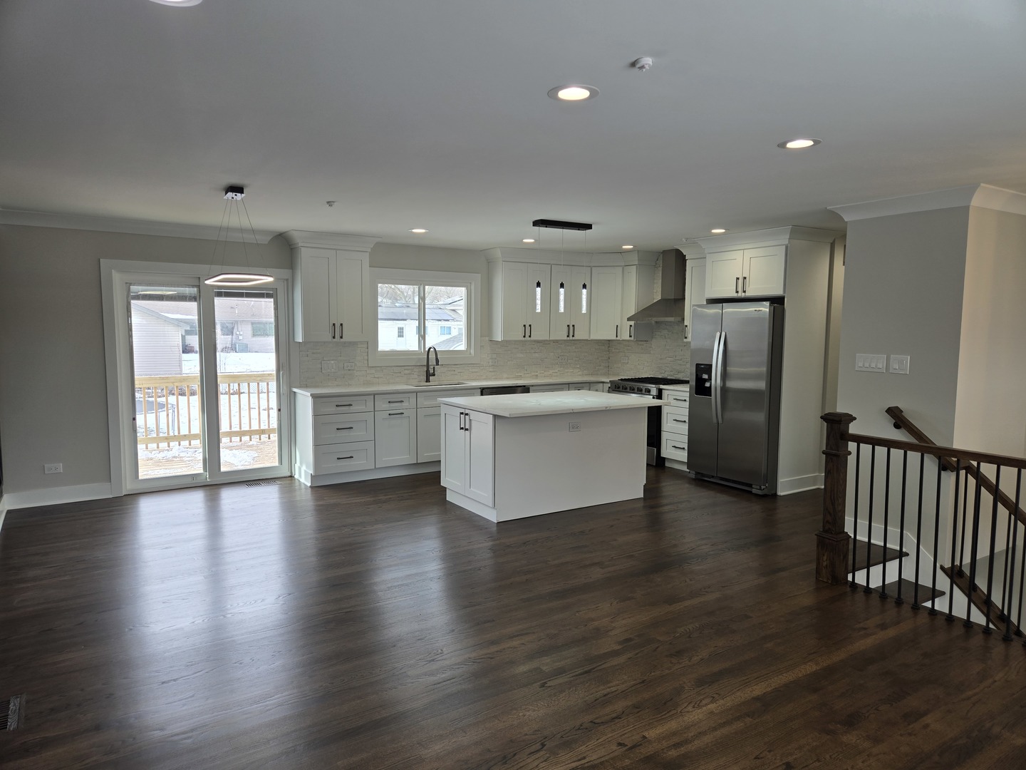 Hoffman Estates, IL 60169