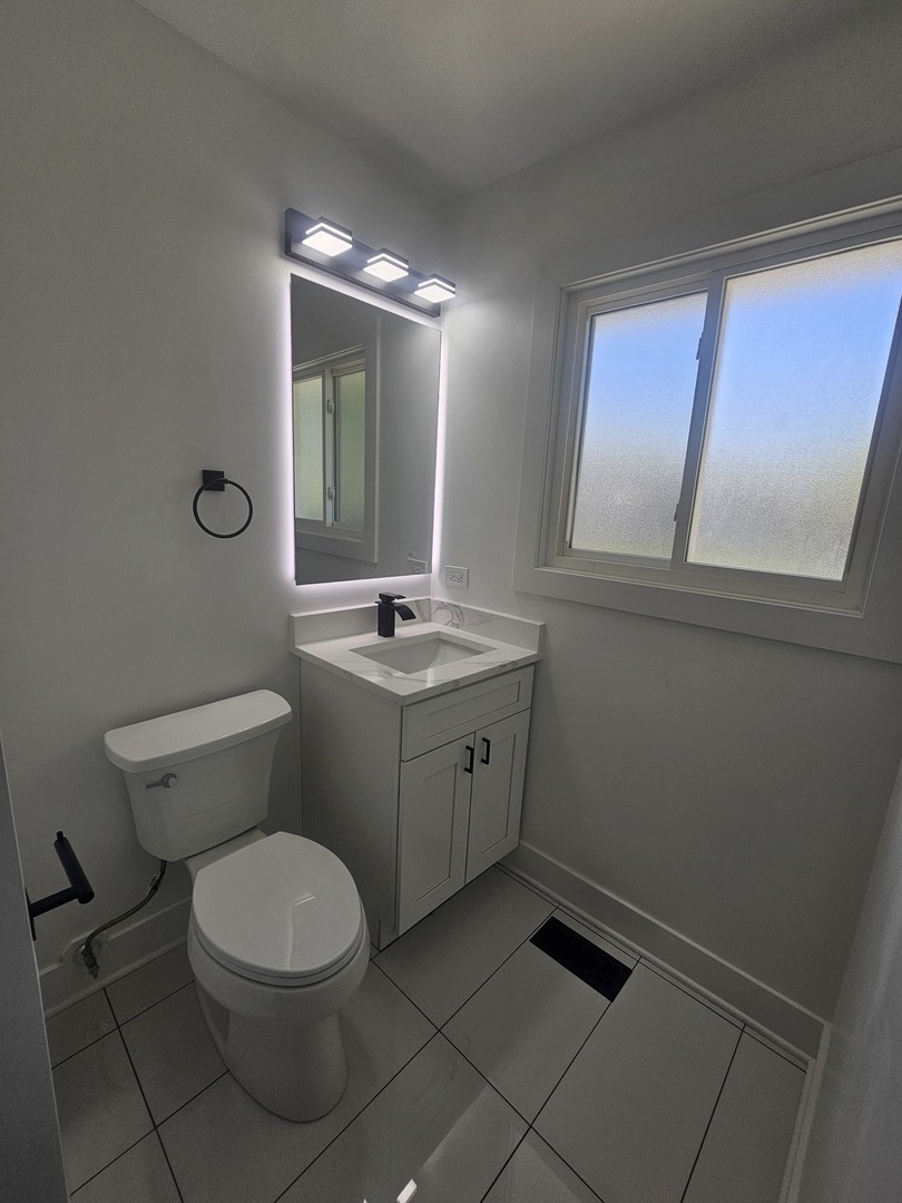 Hoffman Estates, IL 60169