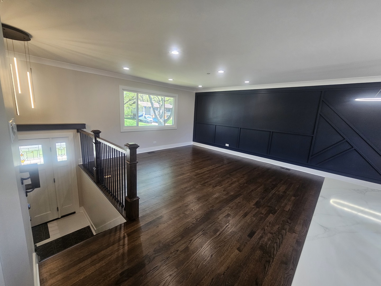 Hoffman Estates, IL 60169