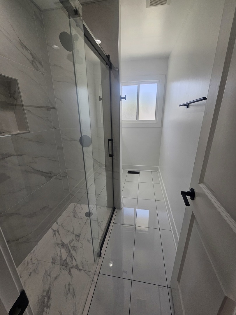 Hoffman Estates, IL 60169