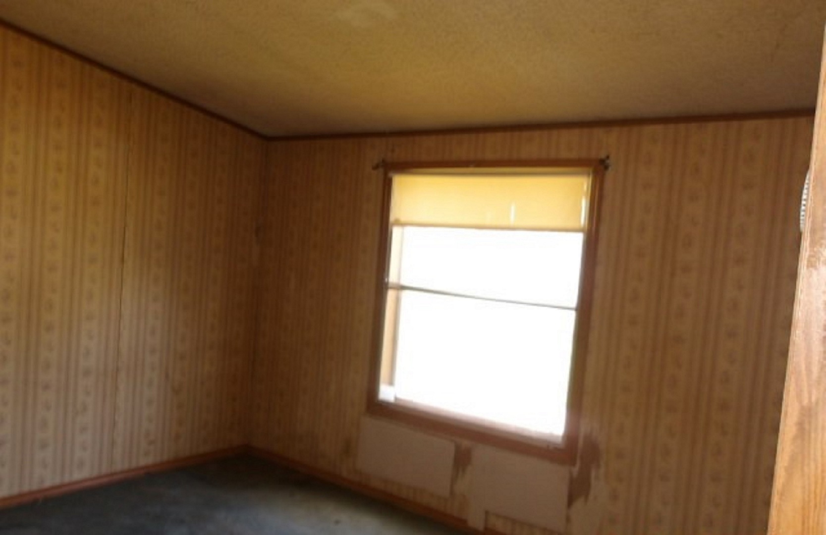 406 E Van Buren Street, Paris, IL 61944